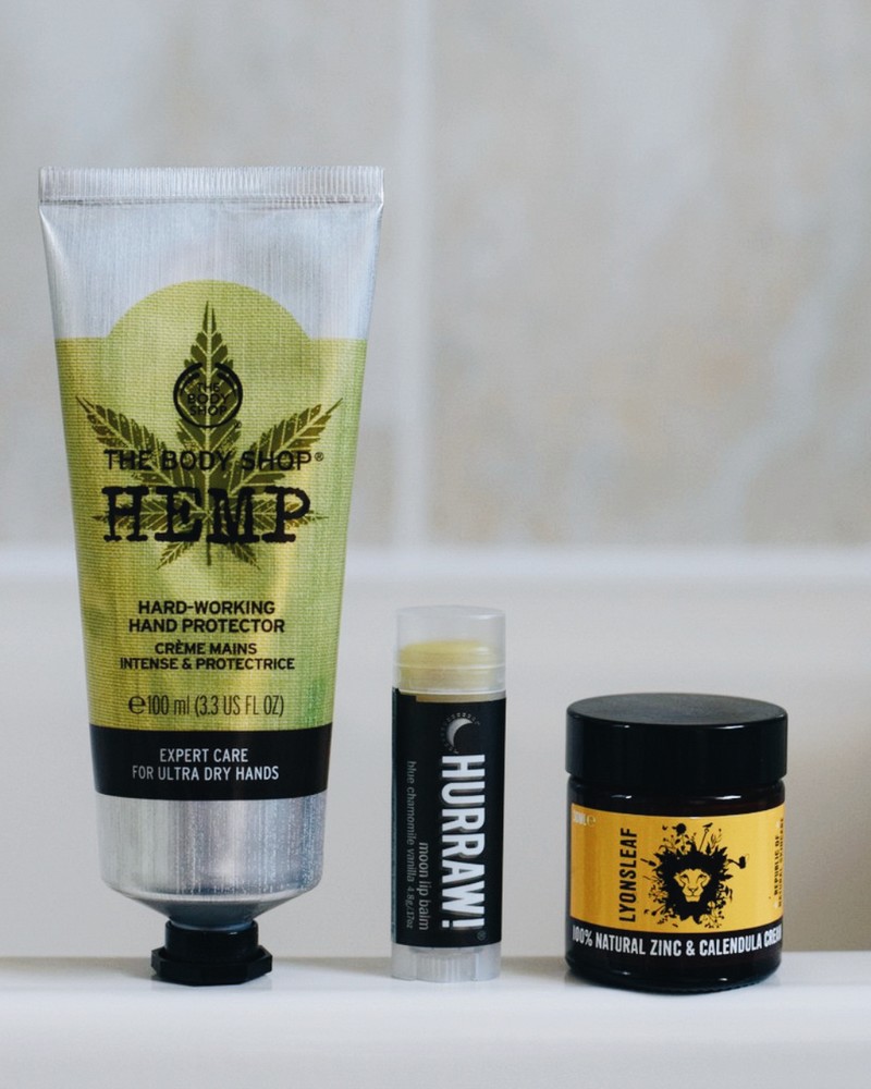 hand cream the body shop lipbalm hurraw beauty balm lyonsleaf on top of bath